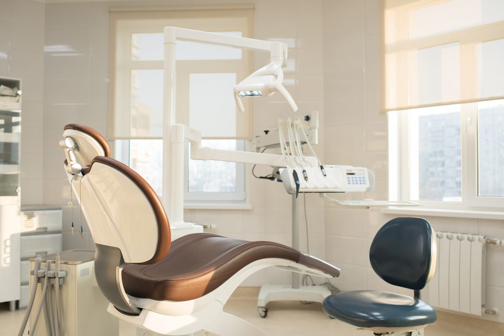 Nobody,In,Clean,Modern,Dentists,Office:,Leather,Dental,Chair,And